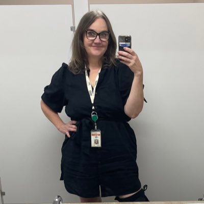 mollycmccartney's profile picture. living & loving.