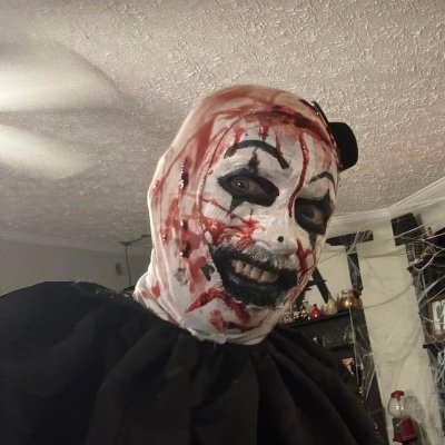 Dewy915's profile picture. 