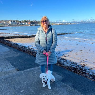 retired nurse - just joined Mastodon. lizg@mastodon.add.org. Hate what 13 years of Tories has done to the U.K. I’m European!