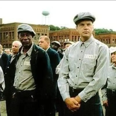 murat112002's profile picture. 