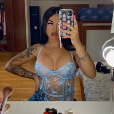 lopeznerea14's profile picture. Géminis , pero de las buenas ♊️