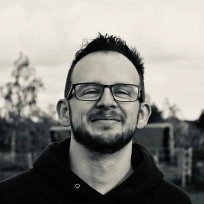 A guy from England who loves making videos and going to big events.