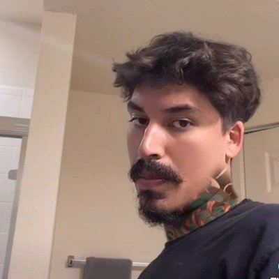nois bebe nois fuma nois ama e odeia pau no cu do judas que nao paga nossa ceia