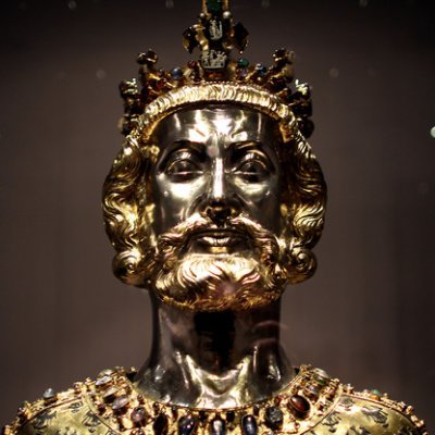 ⚜ Father of Europe • Holy Roman Emperor • Rex Imperator • Victorinus per totam Europam eamque negari non potest. 🇩🇪🇺🇸