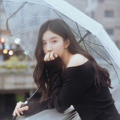 #𝗥𝗣 ㅡ 2OOO ㅡ An adorable girl who can fluttering your heart with her smile. Spell her name carefully, Park Xiyeon. #⃝XIYEON