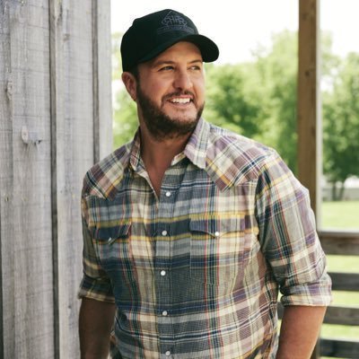 luke_bryan92427's profile picture. 