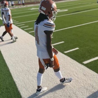 Legacy High School | Football/Track and field | CB/Class of 2025 | Varsity Athlete | height:5’10 l Weight:135| Student GPA: 3.0 | Email: jaydenb.11@icloud.com