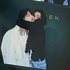 SytBangtan's profile picture. 🤍🤲🏻
𝚕𝚘𝚟𝚎𝚕𝚢 𝚓𝚞𝚋𝚋𝚕𝚢