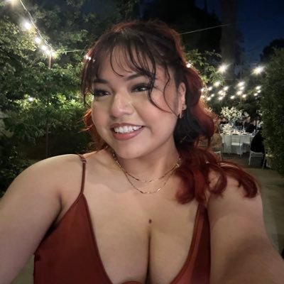 Tamalera_'s profile picture. sprinkling a bit of delusion (enough to help me make it through dinner time)