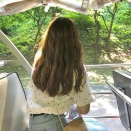 Deshy1812975's profile picture. 