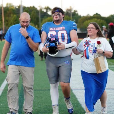 Memorial Day School, c/o 24, 6’3 290lbs, O-line & Long Snapper, 3.304 GPA