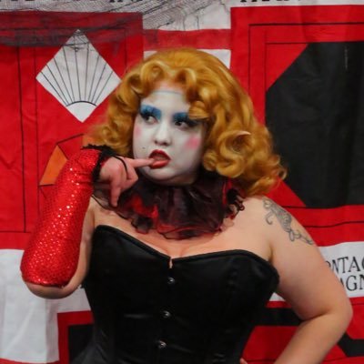 olivia_wolfram's profile picture. aquarius - they/them