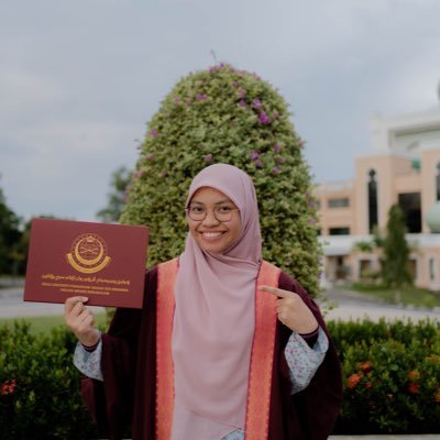 Look daddy, i made it! (10.10.2023🎓)(11.07.16🕊️) TREASURE 10 🩵 T1 ZOFGK(2022-2024) T125 DOFGK🔥❤️ Free Palestine 🇵🇸 🍉