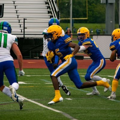 RB/ATH @WestSenecafb| All League Track Sprinter| 5’11 165| ‘24| bhopfb06@gmail.com