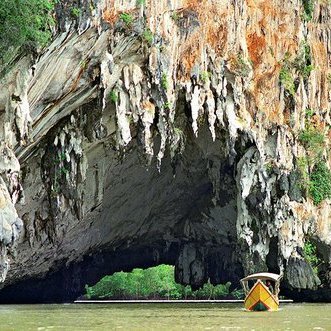 Luôn là chính mình, check in những điểm du lịch thú vị nổi tiếng trên toàn thế giới