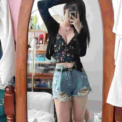 wz0fKoQblY2920i's profile picture. 