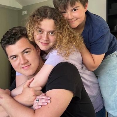 MaurelUlrich's profile picture. Entrepreneur engagé 🇫🇷