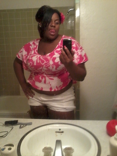 shy_miss2cute's profile picture. 