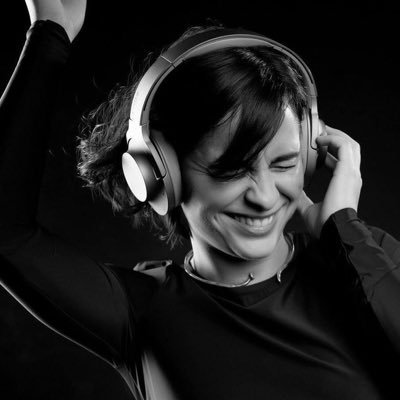 Corporate elegant music & electronic music. Booking at: a.djaleea@gmail.com