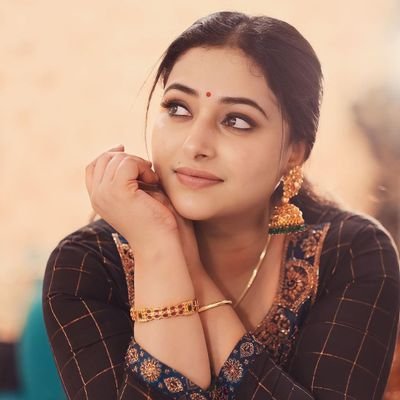 i_anusithara Profile Picture