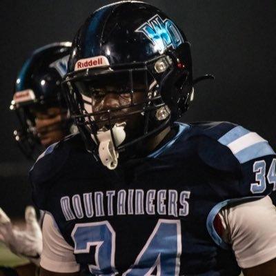 LB/ATH @ West Orange Highschool ‘26 | 6’0 | 215lbs | 3.9 gpa | email: howellmicah2330@gmail.com| 📱9736661956