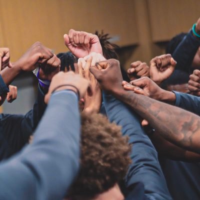 The Official LeMoyne-Owen Men’s Basketball Twitter Account•HBCU•NCAA Division II•1975 Division III National Basketball Champion