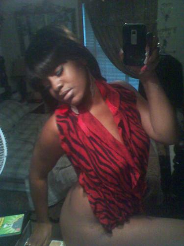 a real woman. loving person. bitterly obsessive, sexually, mentally, phyisically!!lovely m333!!!!!!boss BITCH!