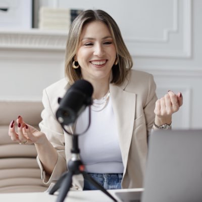 A marketing podcast for direct-to-consumer brands | Hosted by @sandydedeian | New episodes every Friday