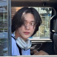 버니버니 (@luvbinnie32) 's Twitter Profile
