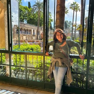 mahelenabon's profile picture. Cada día Sant Jordi 🌹📚