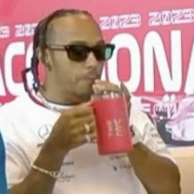 roscoes___mum's profile picture. 44 • 5 forever | 𝓁𝒾𝓋𝑒 𝓁𝑜𝓋𝑒 𝓁𝒶𝓊𝑔𝒽 𝓈𝒾𝓇 𝓁𝑒𝓌𝒾𝓈 𝒽𝒶𝓂𝒾𝓁𝓉𝑜𝓃 | danke seb