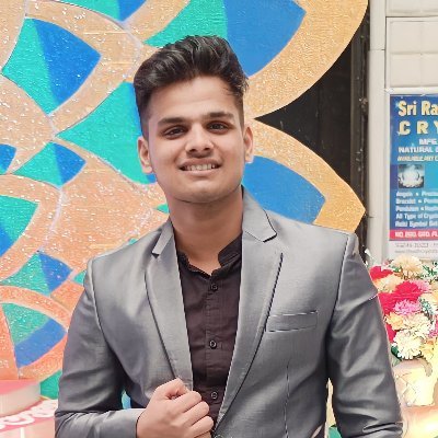 SY B Tech IT in SVKM's DJ Sanghvi College of Engineering | Web Developer | Well versed with C , Java | Publicity Department Member at DJ https://t.co/8Cd5RdHsr8 Club.