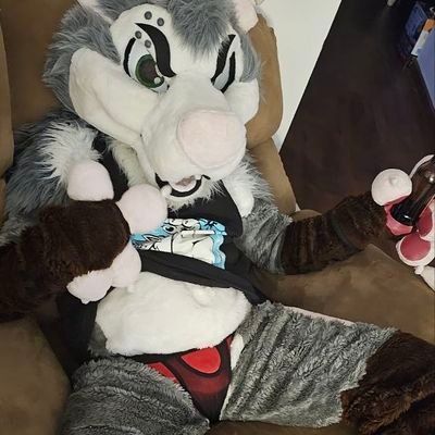 26,M, Possum daddy
18+ lewd
https://t.co/HnWd1T2C1i
🦁@Lyall_13