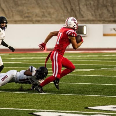 Bakersfield College WR#11 - 6’1 - 185