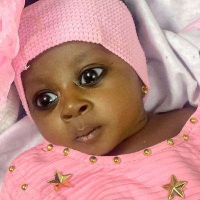 NiGerian and I'm a Male.
Certified Noisemaker 🔊🔊🔊🔊
Also Married