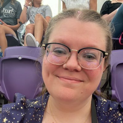 madlibs03's profile picture. she/her | f1 girlie 🏎️ | certified goofy goober  *all opinions are my own*
