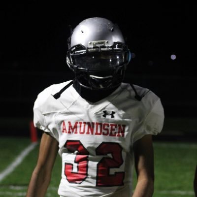 Amundsen High School / Chicago Ill / Class Of 2025 / 5’8 135 lbs / CB /SS / WR / #32