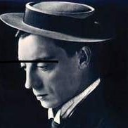 Un soñar cualquier sueño imposible/un camelo con alma de asceta/un poeta sin obra tangible/previsible como una veleta.