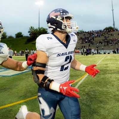 Newport Harbor Football Defensive End | Class of ‘24 | CIF Champ| 6’2 230 LBS | Senior | GPA 3.0 | Bench 315 | Squat 465 | Clean 320 | Camdenoon@gmail.com |