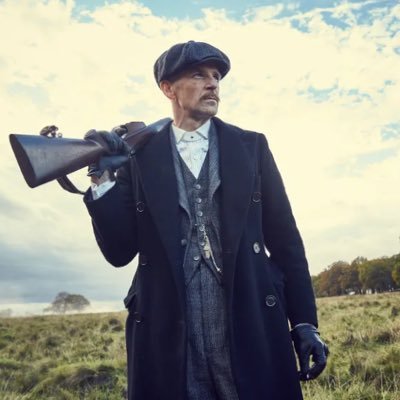 tommys_bigbro's profile picture. kinda that guy