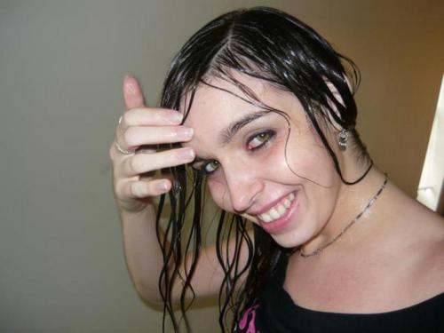 I need some love on new years. How about a romantic night at my place? add me at http://go-url.in/79u