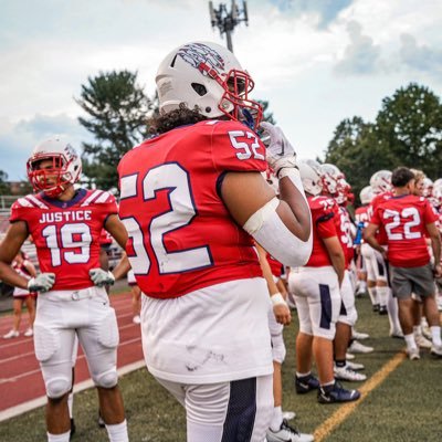 || Offensive Tackle ||260Lb, 6.1ft|| class 2025||3.4 GPA||Justice high school ||