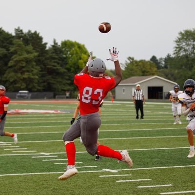 Frankenmuth High School C/O ‘26| 3.1GPA|TE/WR|/DE 6’0| 190|