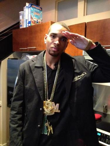 FreeTheWave__'s profile picture. 