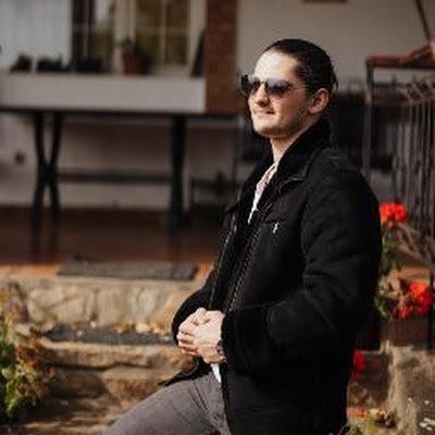 Software Engineer | Blockchain enthusiast |
Building #TaxChain
https://t.co/5bCKYowwE3