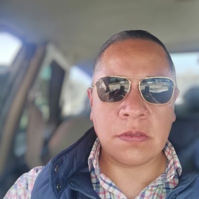 Lic.en CC, Maestría en Administración y Procuración de Justicia, Periodista,corresponsal de Televisa Puebla, luchador social. Comentarios a título personal.