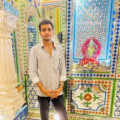 अत्रेय,छात्र, भारतीय,बिहारी,क्षत्रिय यदुवंशी, जय श्री कृष्ण 🙏।।राधे राधे।।🙏