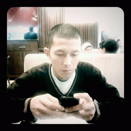 Lazuardireza's profile picture. 