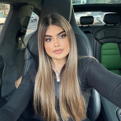 IsraLuxe's profile picture. hi