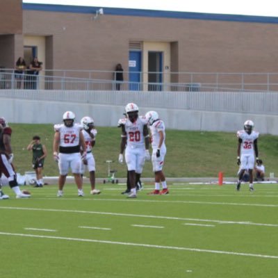 6’3 225 @hindsCC_FB DE https://t.co/AsZxxx7Oaw